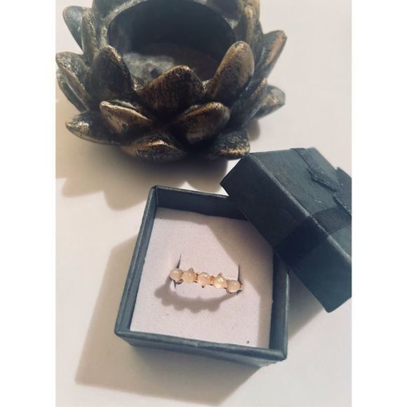 Pretty MULTI-STONED GOLD OPAL RING - Picture 3 of 5